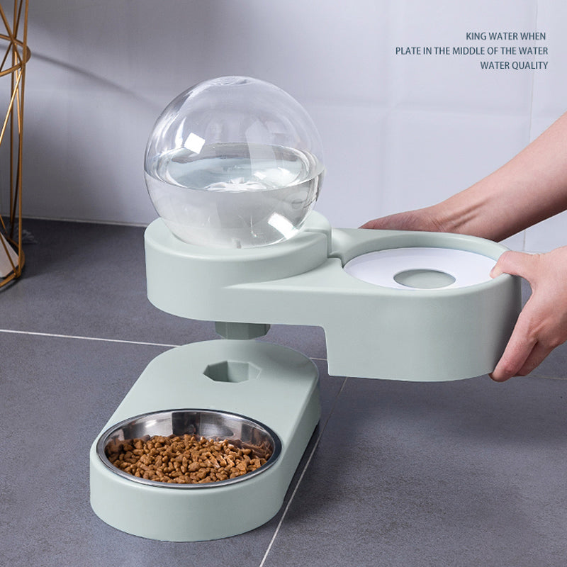 New Bubble Ball Pet Dog Bowls Fountain Cat Food Automatic Feeder
